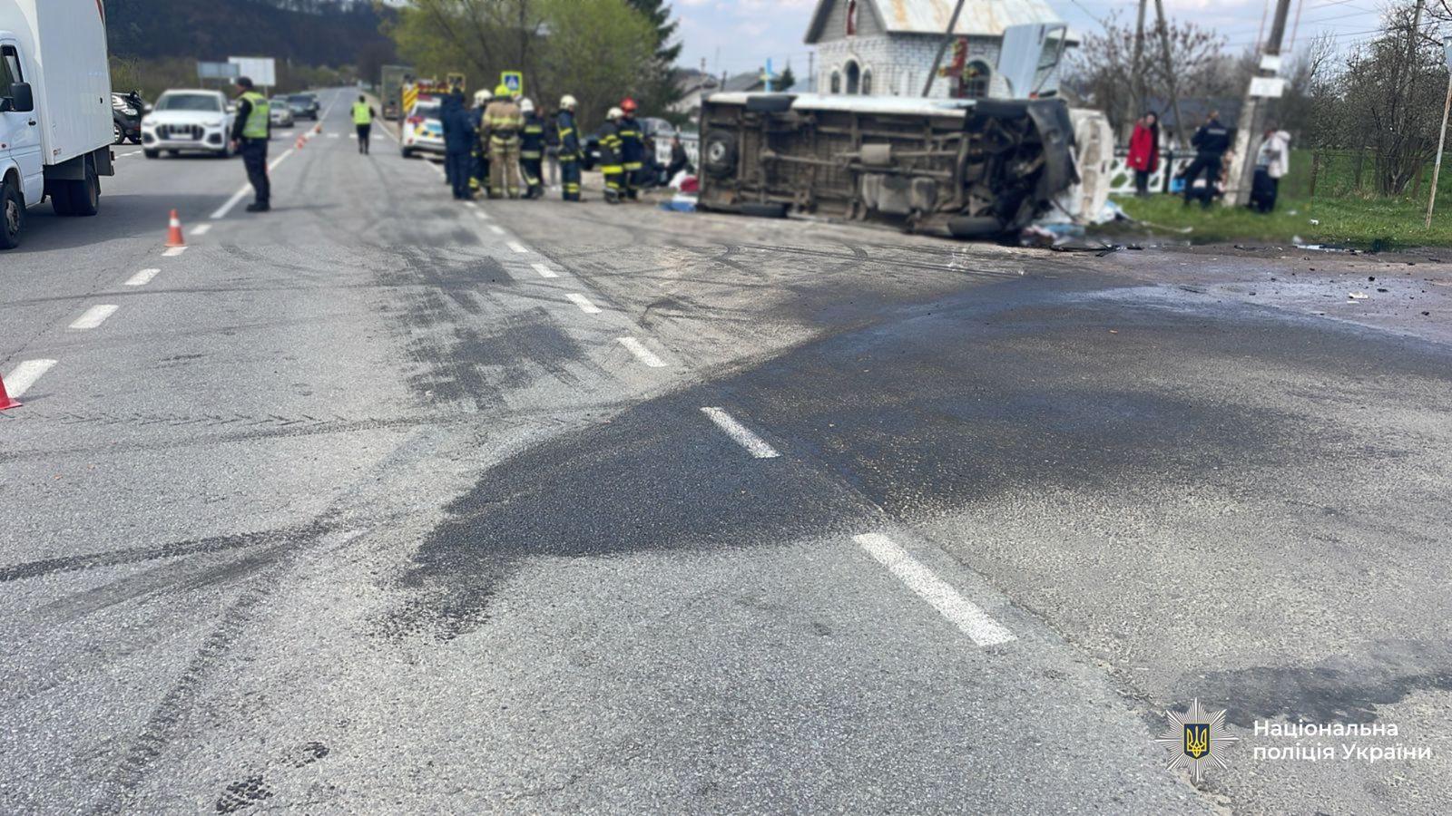 На Долинщині у ДТП загинув водій маршрутки «Івано-Франківськ — Львів»