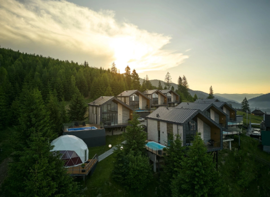 Зимовий відпочинок у Буковелі: чому туристи обирають приватні вілли