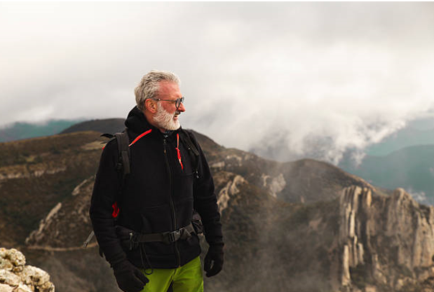 Чи варто ходити в гори самому?