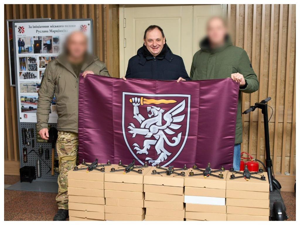 Франківськ передав 50 FPV-дронів для 80-ї окремої десантно-штурмової бригади