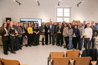 25 молодих науковців Франківська отримуватимуть щомісяця стипендію від міського голови