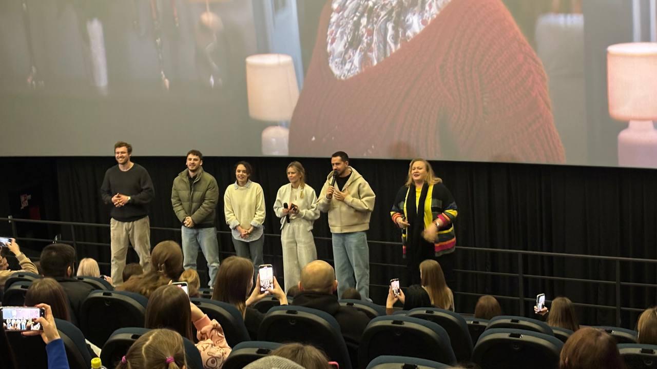 Після фільму хочеться подзвонити мамі: франківців запрошують на «Ну мам»