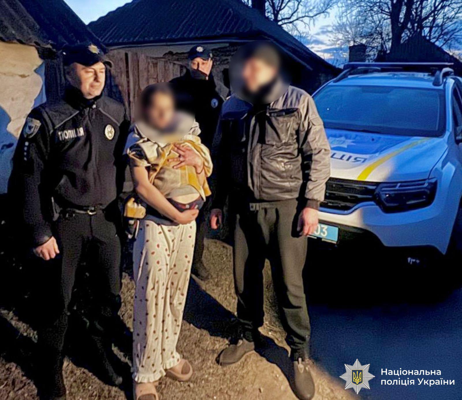 На Прикарпатті розшукали чотирирічного хлопчика, який грався на подвір'ї і зник