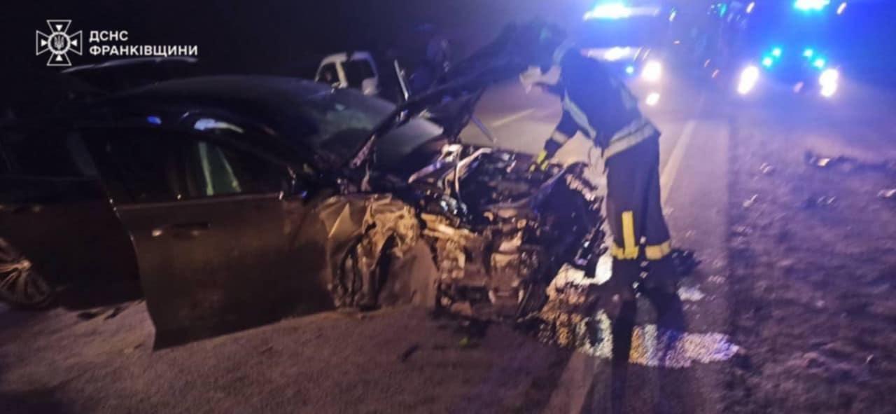 Близькі загиблих шукають свідків ДТП у Драгомирчанах