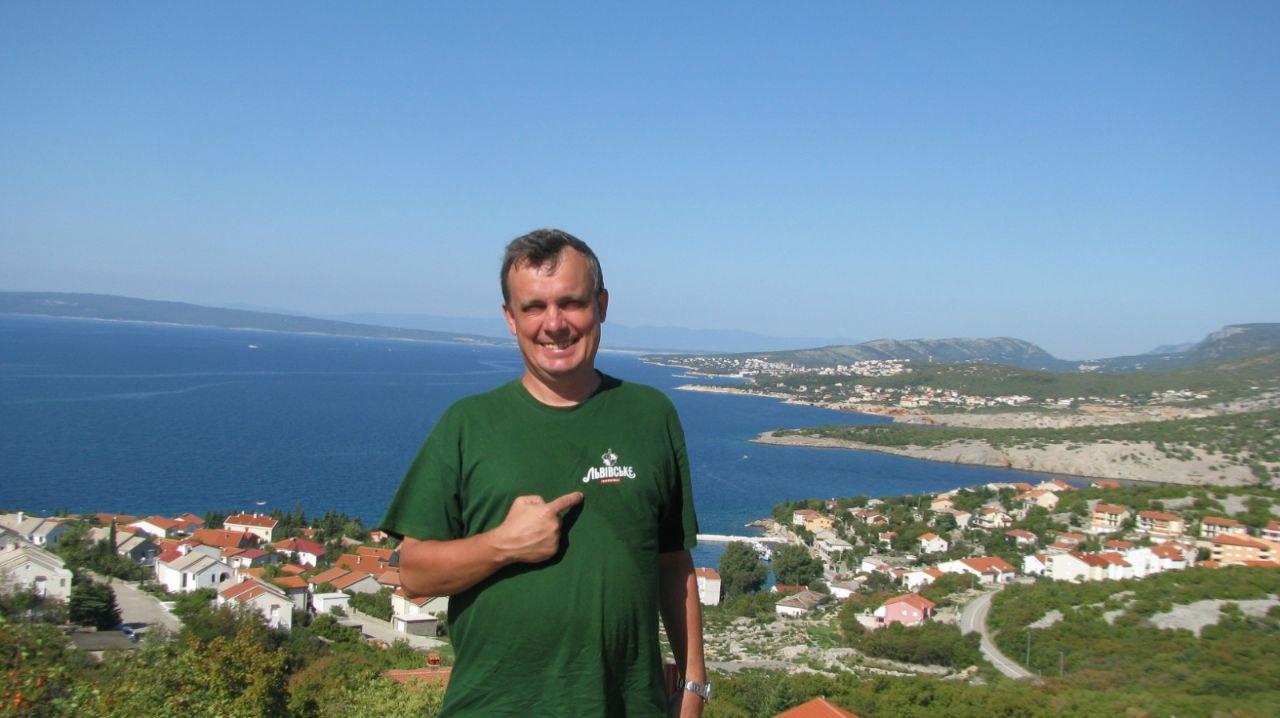 «Якщо це не твоя мова, то може це і не твоя країна?»: історія львів’янина, який перейшов на українську після 2022 року