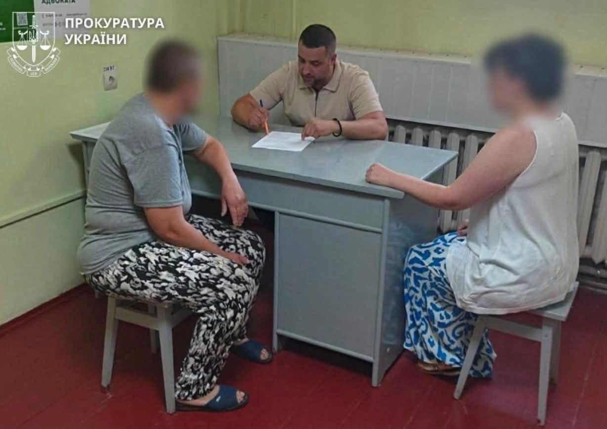 На Прикарпатті матір засудили за катування 15-річного сина з ДЦП