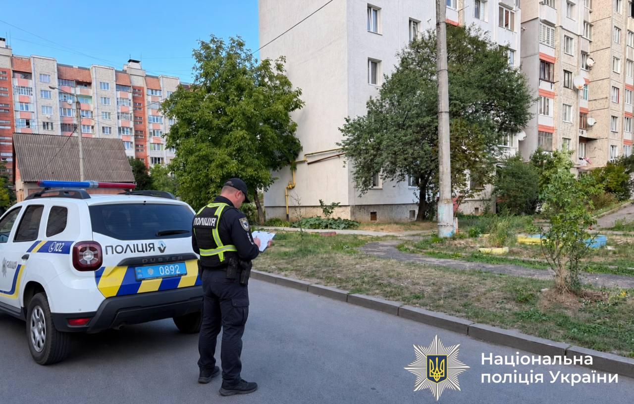 У Франківську чоловік випав з вікна багатоповерхівки - він загинув